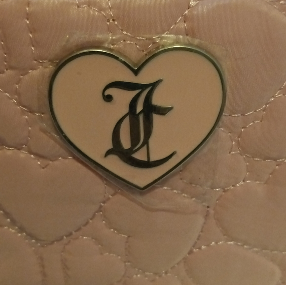 Juicy Couture Cosmetic Bag - Picture 6 of 11